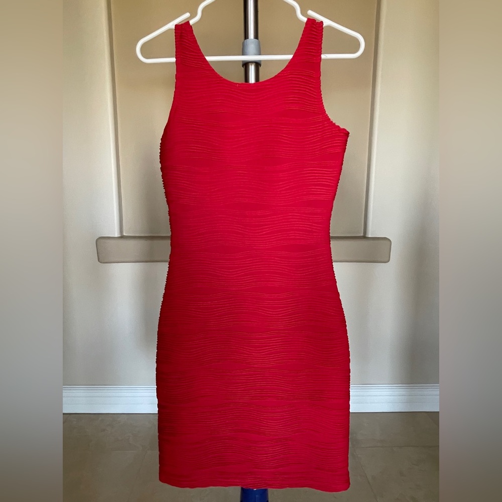 NY Collection, Red, Sheath, Scoop Neck Dress. Beautiful
